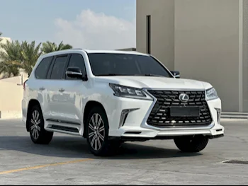 Lexus  LX  570  2018  Automatic  196,000 Km  8 Cylinder  Four Wheel Drive (4WD)  SUV  White