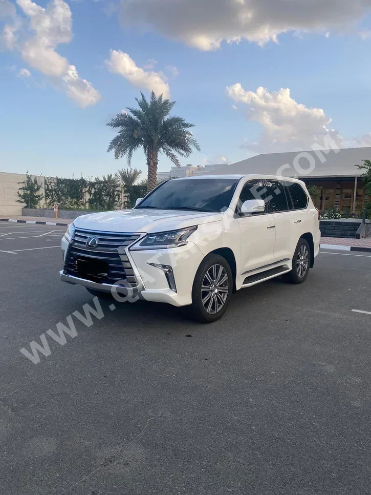 Lexus  LX  570  2016  Automatic  93,000 Km  8 Cylinder  Four Wheel Drive (4WD)  SUV  White