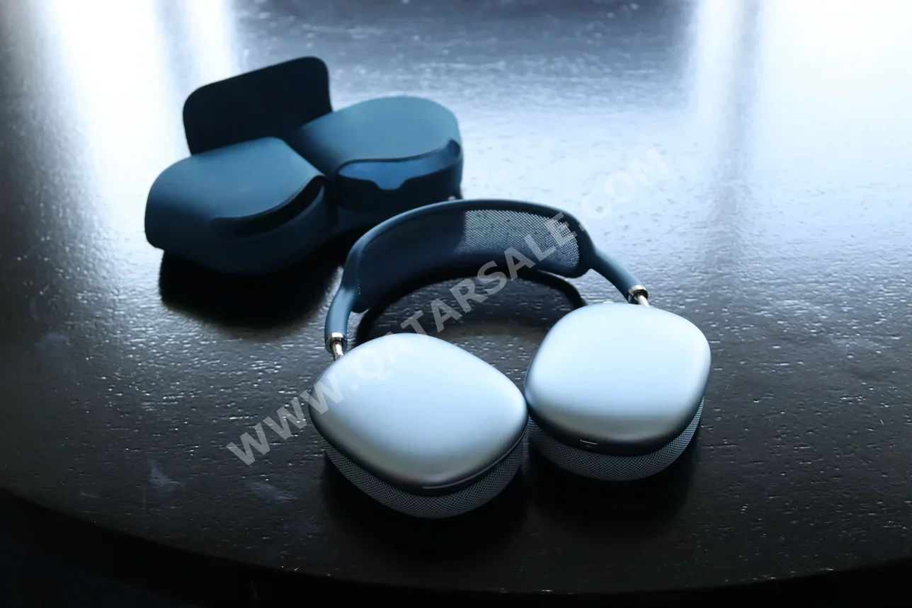 Headset And Speakers - Apple  - Blue / Silver  - Wireless  - With Microphone