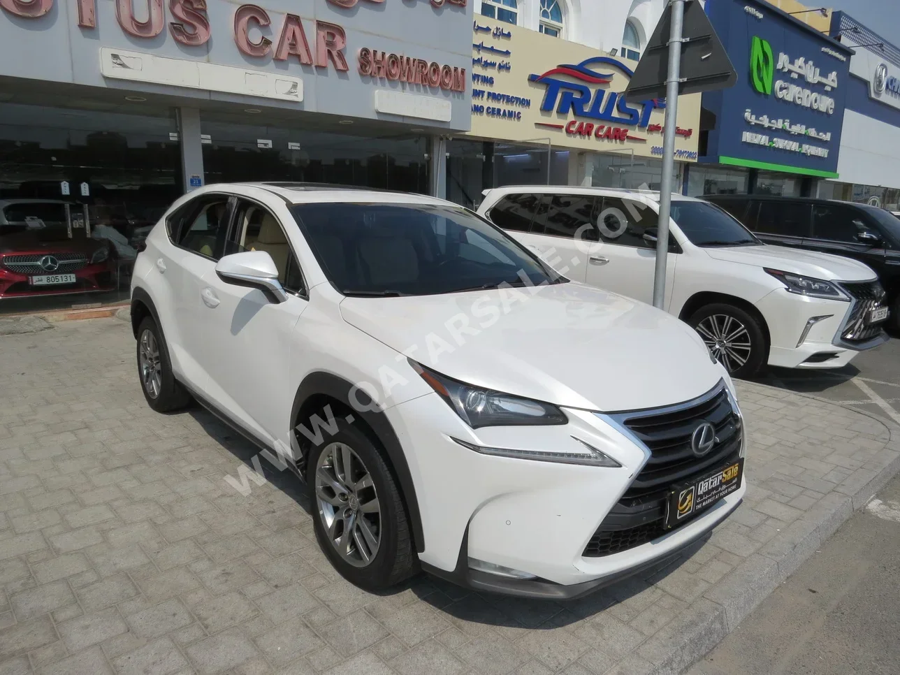 Lexus  NX  200 T  2017  Automatic  135,000 Km  4 Cylinder  All Wheel Drive (AWD)  SUV  White