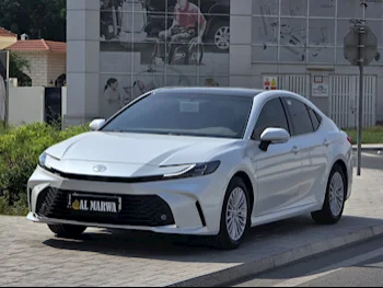  Toyota  Camry  LE  2025  Automatic  1,500 Km  4 Cylinder  Front Wheel Drive (FWD)  Sedan  White  With Warranty