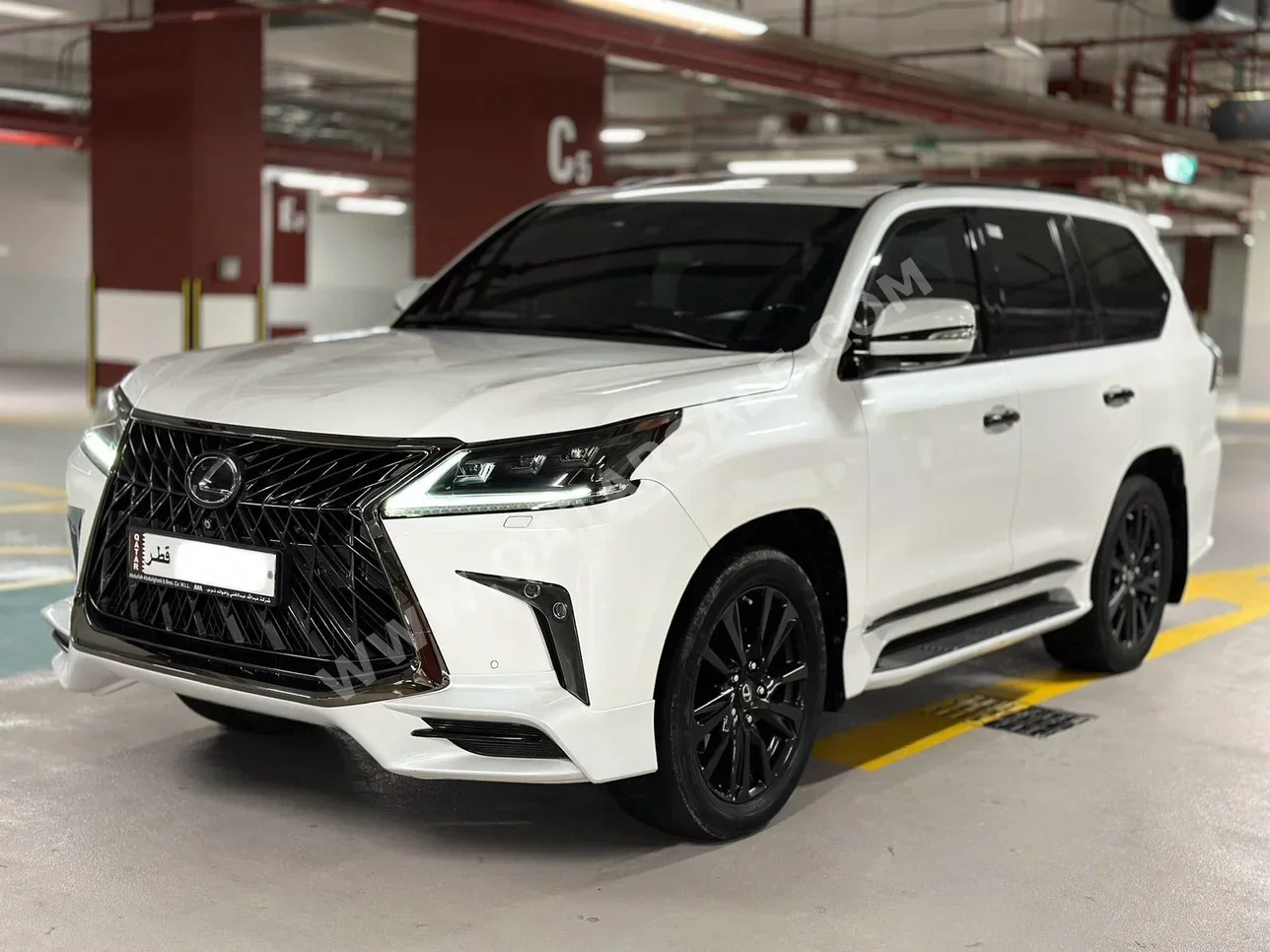 Lexus  LX  570 S Black Edition  2019  Automatic  126,000 Km  8 Cylinder  Four Wheel Drive (4WD)  SUV  White