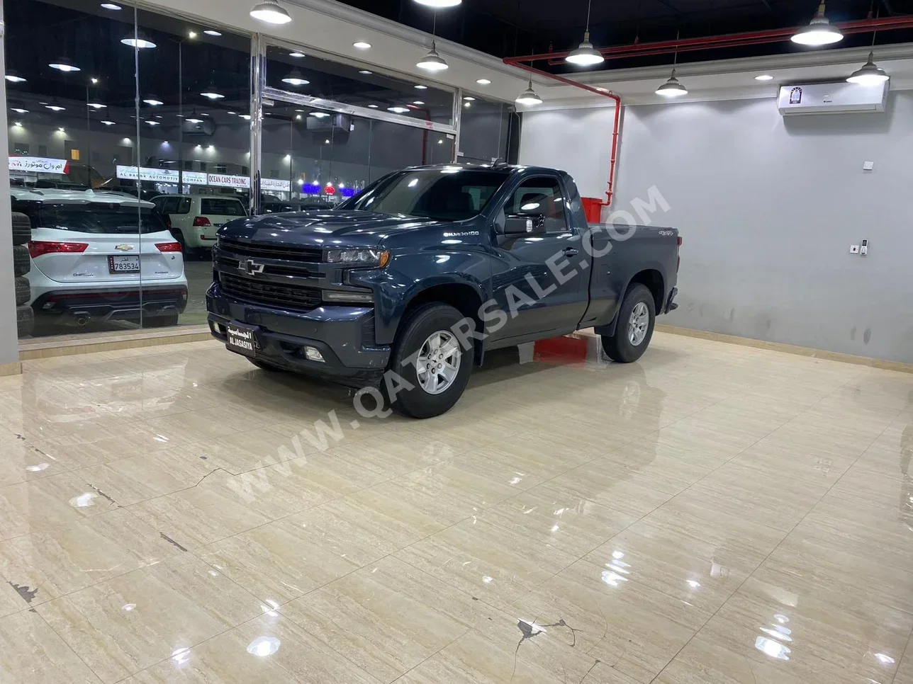 Chevrolet  Silverado  RST  2020  Automatic  69,000 Km  8 Cylinder  Four Wheel Drive (4WD)  Pick Up  Gray