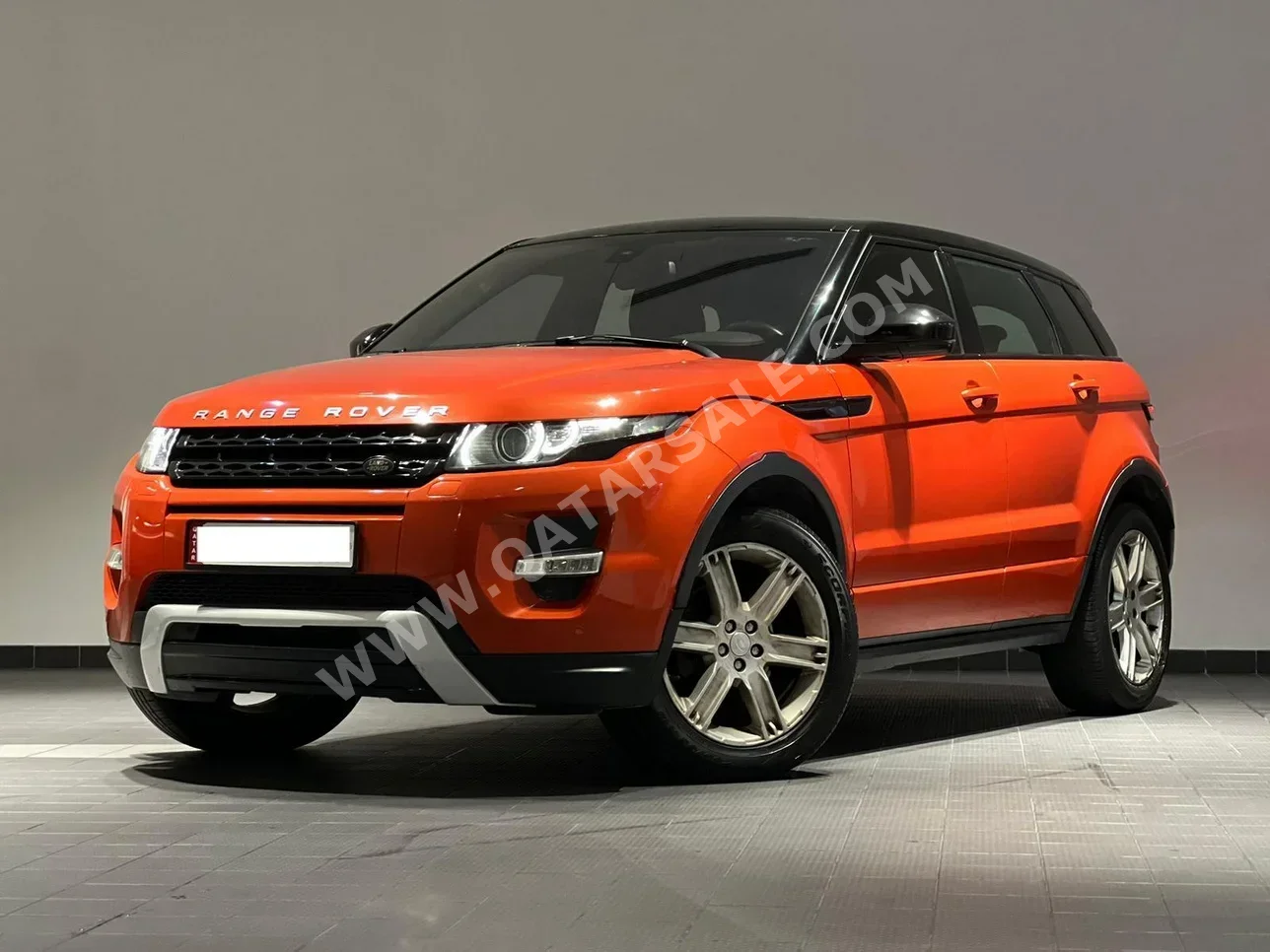 Land Rover  Evoque  2015  Automatic  56,800 Km  4 Cylinder  Four Wheel Drive (4WD)  SUV  Orange