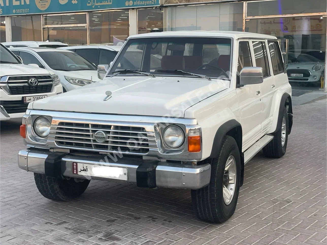 Nissan  Patrol  SGL  1993  Manual  498,000 Km  6 Cylinder  Four Wheel Drive (4WD)  SUV  White