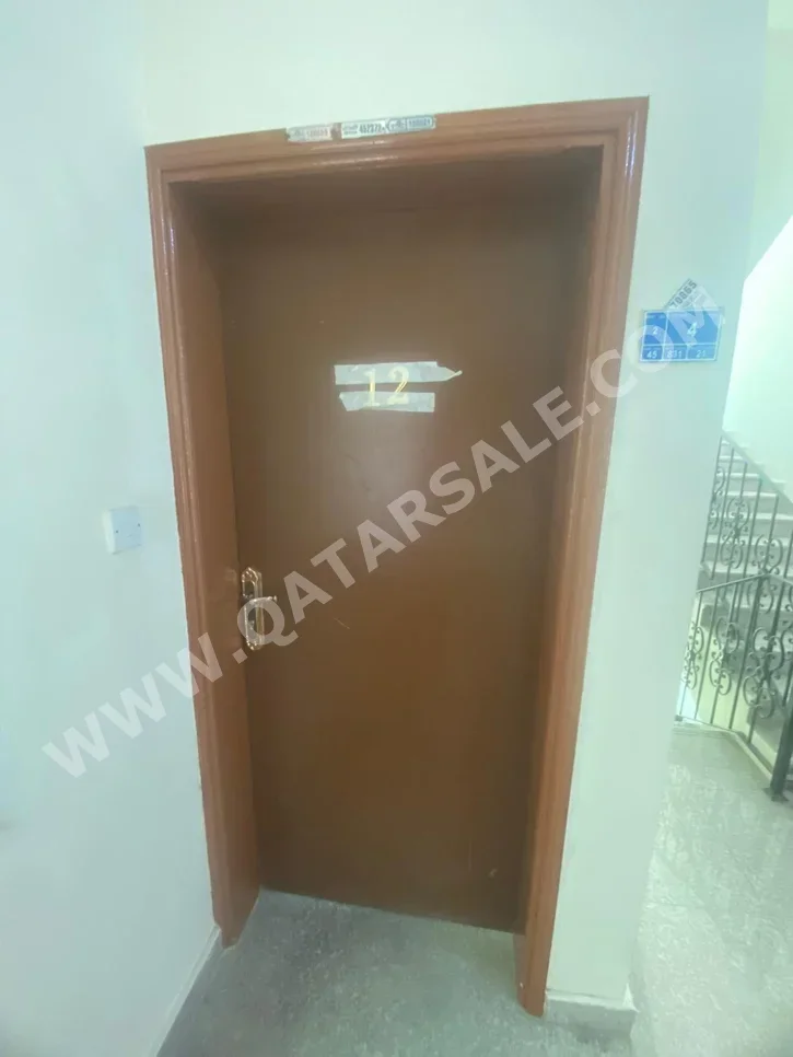 2 Bedrooms  Apartment  in Doha -  Old Airport  Not Furnished