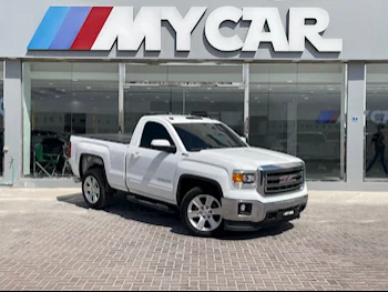 GMC  Sierra  1500  2015  Automatic  49,000 Km  8 Cylinder  Four Wheel Drive (4WD)  Pick Up  White