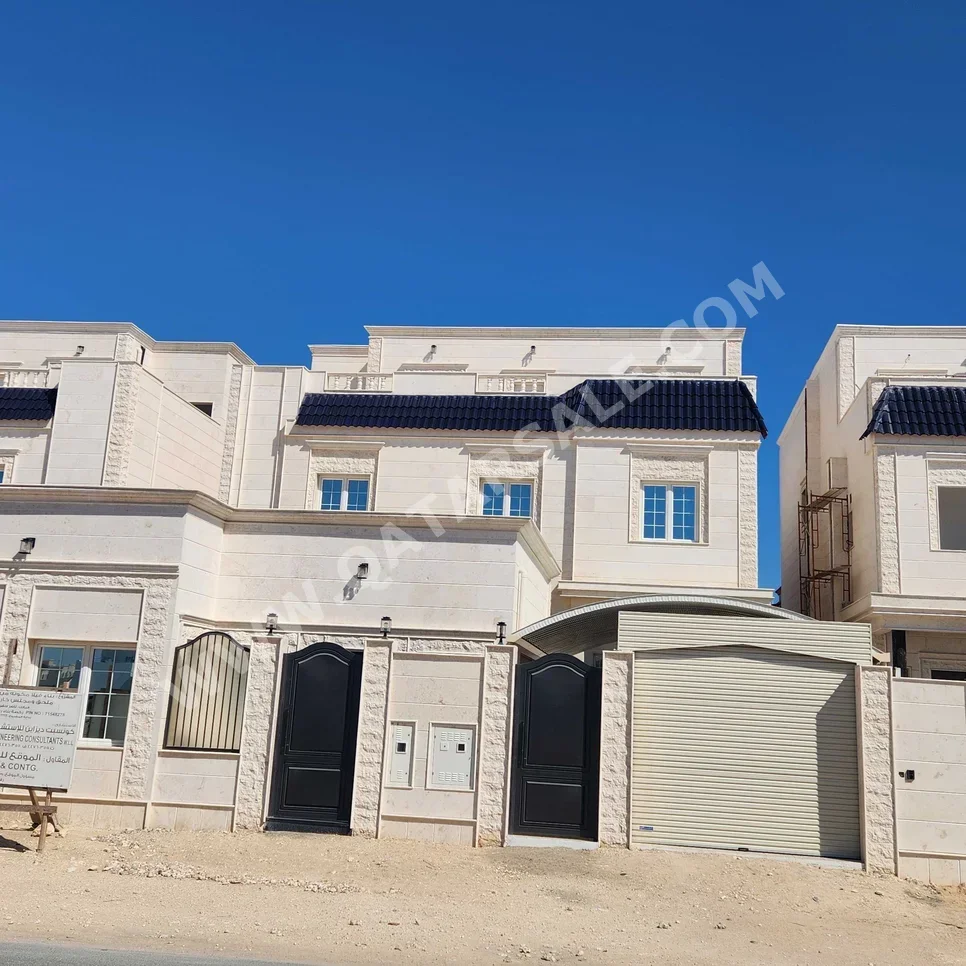 Family Residential  - Not Furnished  - Umm Salal  - Umm Salal Ali  - 8 Bedrooms