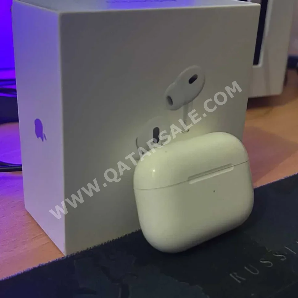 سماعات الأذن والرأس - ايربودز  ابل  air pods pro  - أبيض  ايربودز