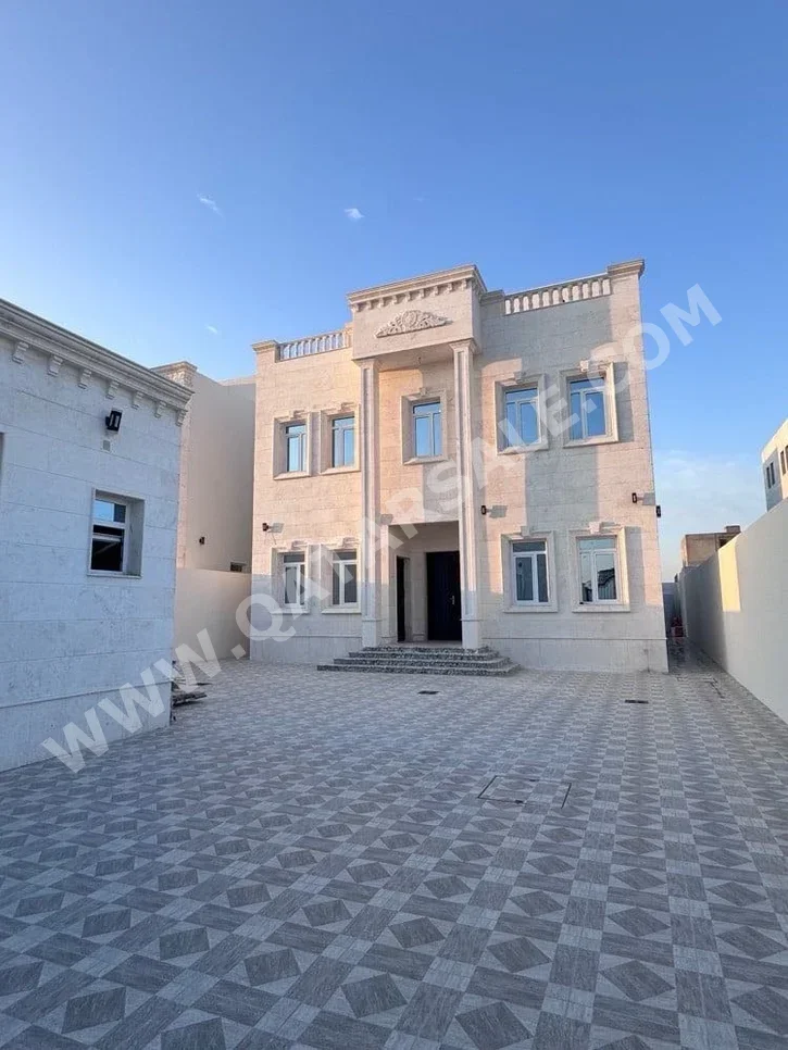 Family Residential  - Not Furnished  - Al Daayen  - Umm Qarn  - 7 Bedrooms