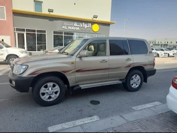 Toyota  Land Cruiser  GX  2005  Automatic  299,000 Km  6 Cylinder  Four Wheel Drive (4WD)  SUV  Gold