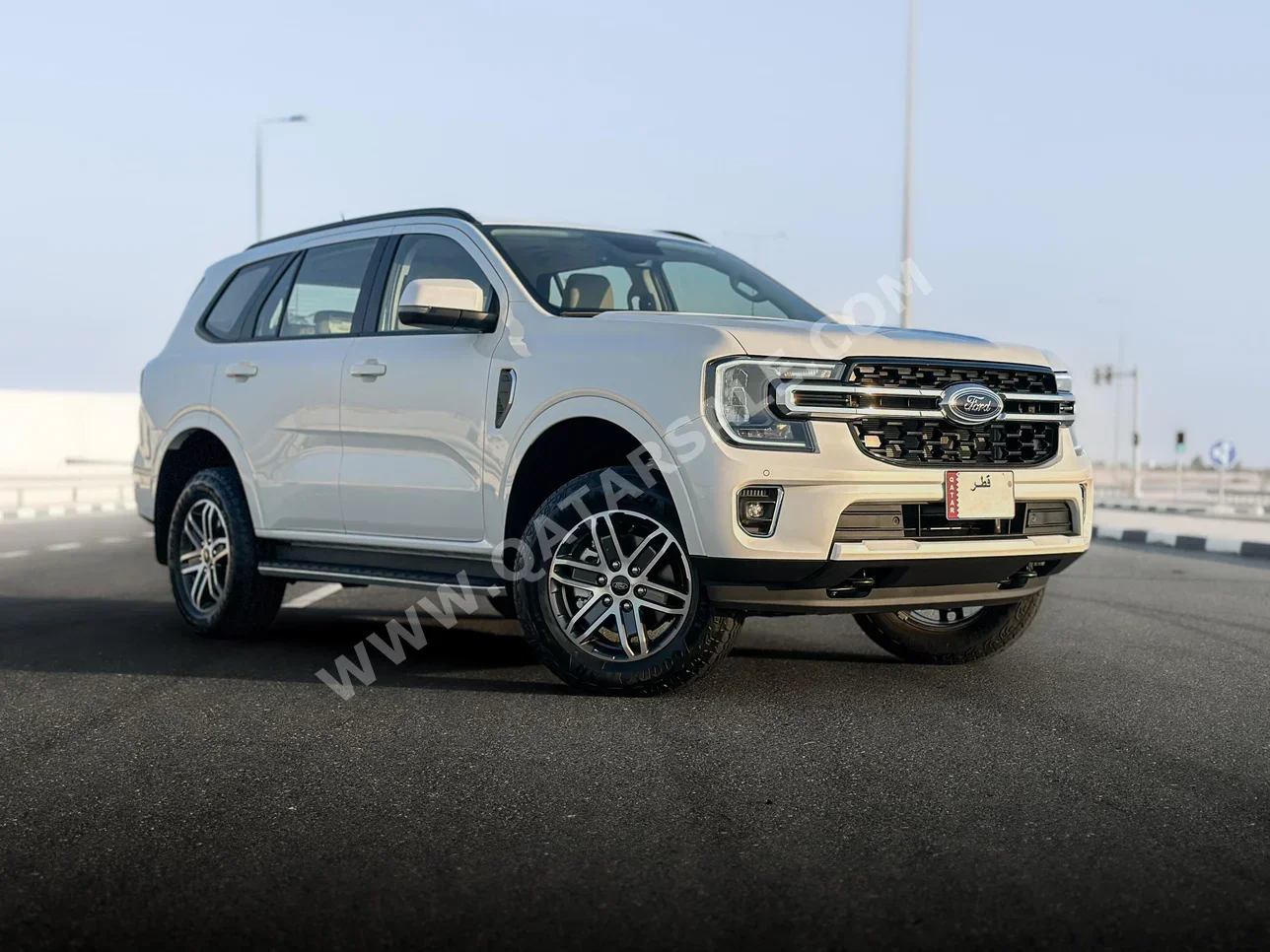 Ford  Everest  2024  Automatic  0 Km  4 Cylinder  Four Wheel Drive (4WD)  SUV  White  With Warranty