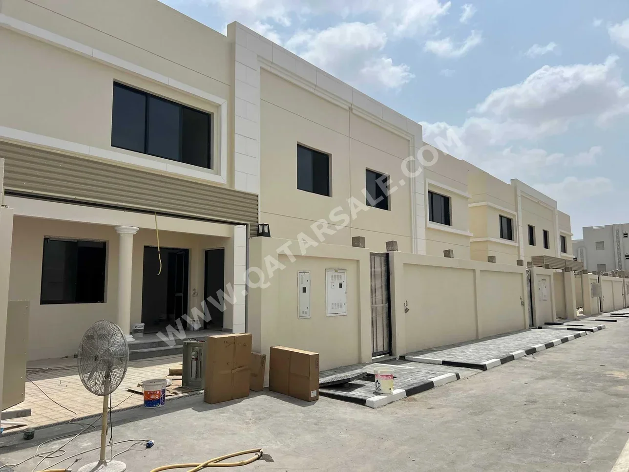 Family Residential  - Not Furnished  - Al Rayyan  - Abu Hamour  - 7 Bedrooms