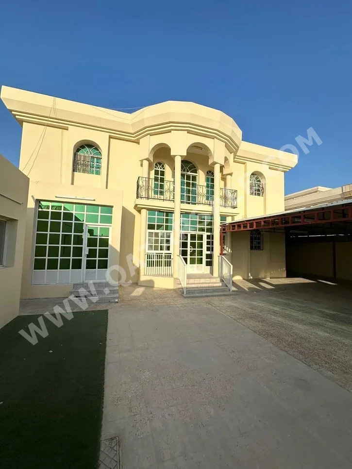 Family Residential  - Not Furnished  - Umm Salal  - Al Kharaitiyat  - 6 Bedrooms