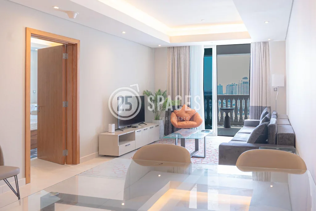 2 Bedrooms  Apartment  For Rent  in Doha -  The Pearl  Fully Furnished