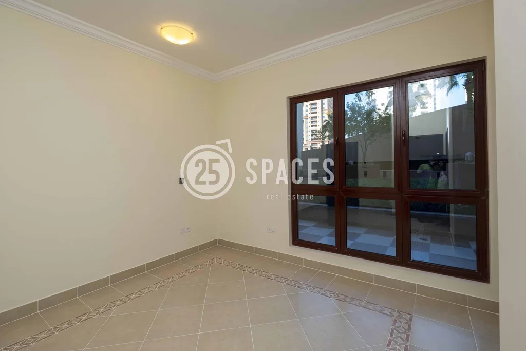 Apartment  For Rent  in Doha -  The Pearl  Semi Furnished