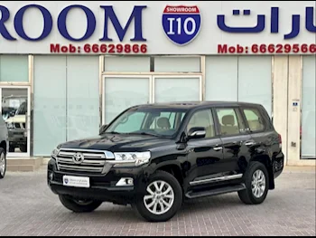 Toyota  Land Cruiser  GXR  2019  Automatic  106,000 Km  8 Cylinder  Four Wheel Drive (4WD)  SUV  Black