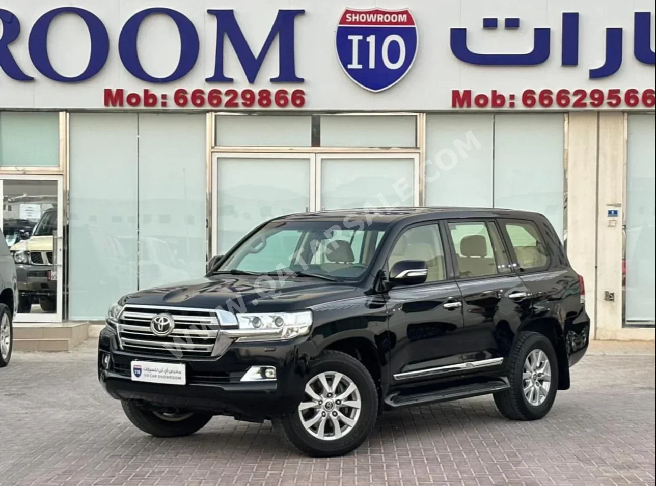 Toyota  Land Cruiser  GXR  2019  Automatic  106,000 Km  8 Cylinder  Four Wheel Drive (4WD)  SUV  Black