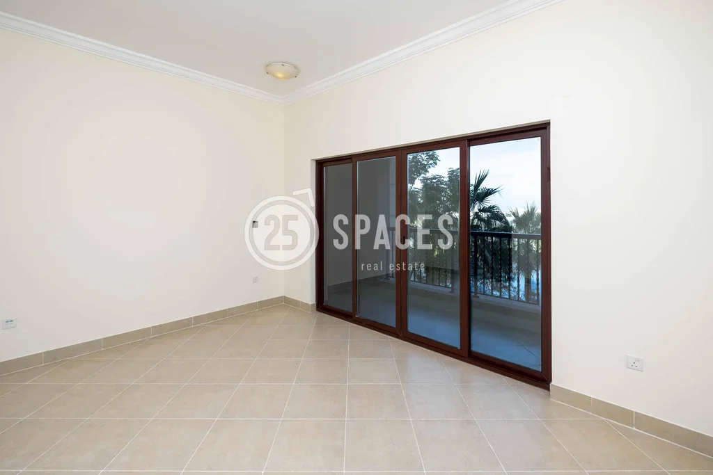 1 Bedrooms  Apartment  For Rent  in Doha -  The Pearl  Semi Furnished