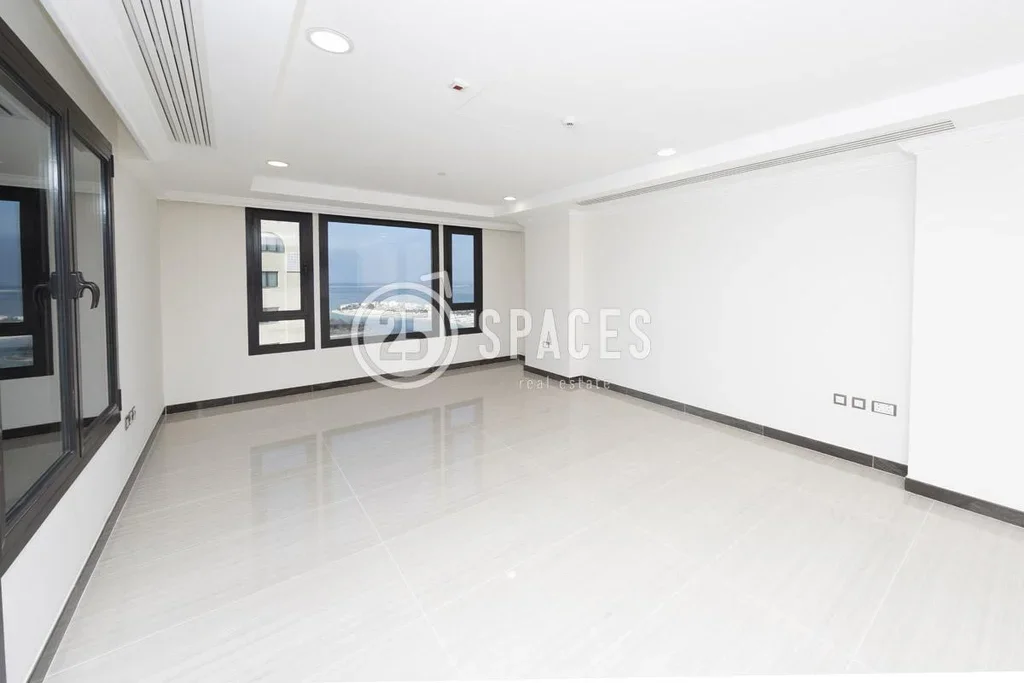 1 Bedrooms  Apartment  For Rent  in Doha -  The Pearl  Semi Furnished