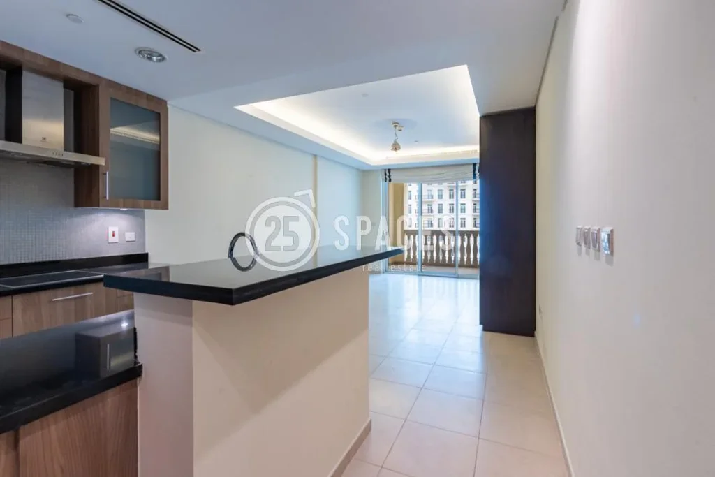 Apartment  For Sale  in Doha -  The Pearl  Semi Furnished