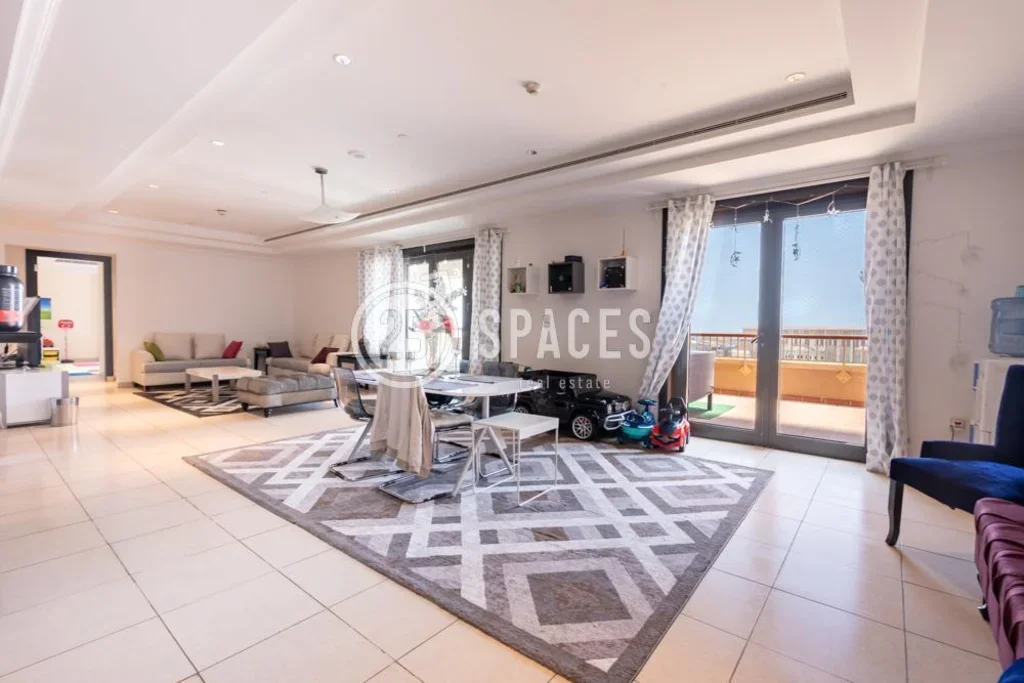 2 Bedrooms  Apartment  For Sale  in Doha -  The Pearl  Fully Furnished