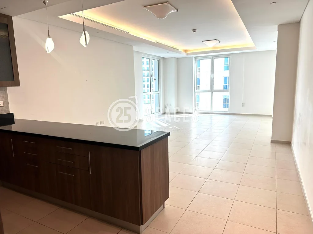 1 Bedrooms  Apartment  For Rent  in Doha -  The Pearl  Semi Furnished