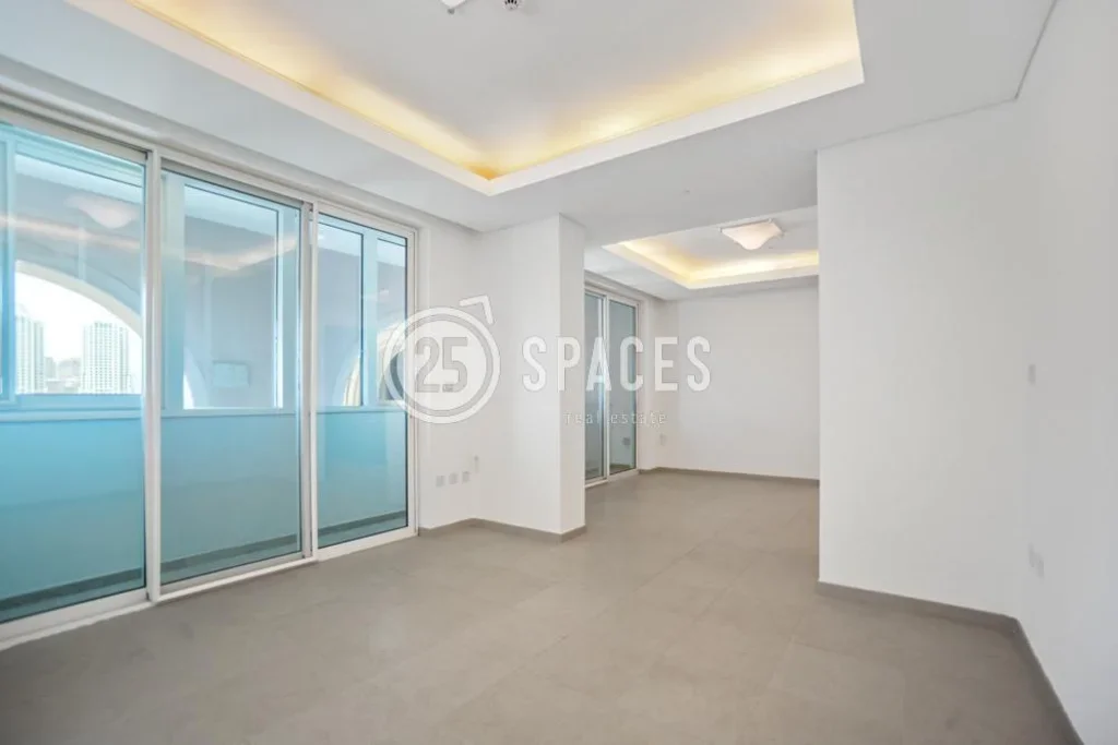 1 Bedrooms  Apartment  For Rent  in Doha -  The Pearl  Semi Furnished