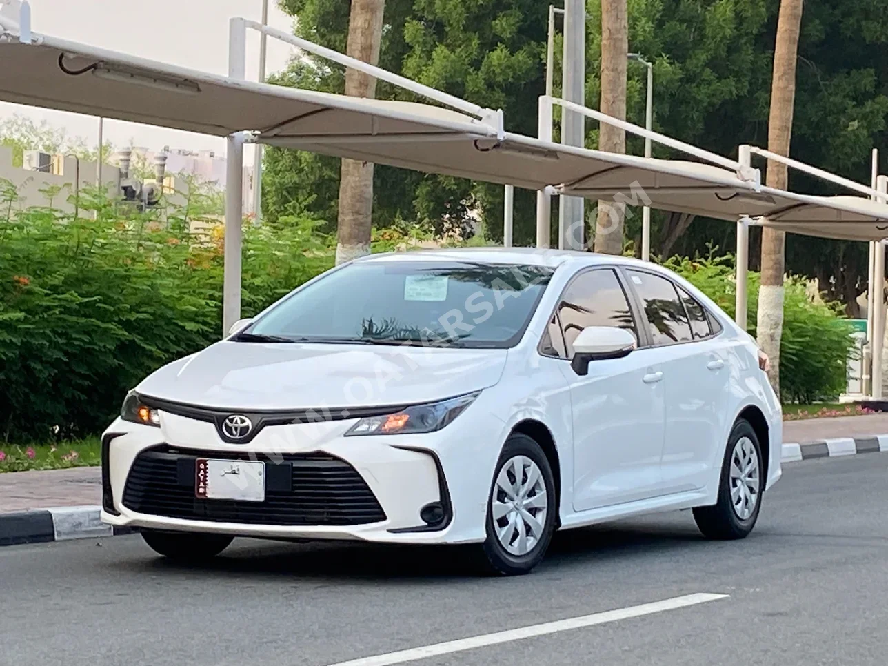 Toyota  Corolla  XLI  2022  Automatic  69,000 Km  4 Cylinder  Front Wheel Drive (FWD)  Sedan  White  With Warranty