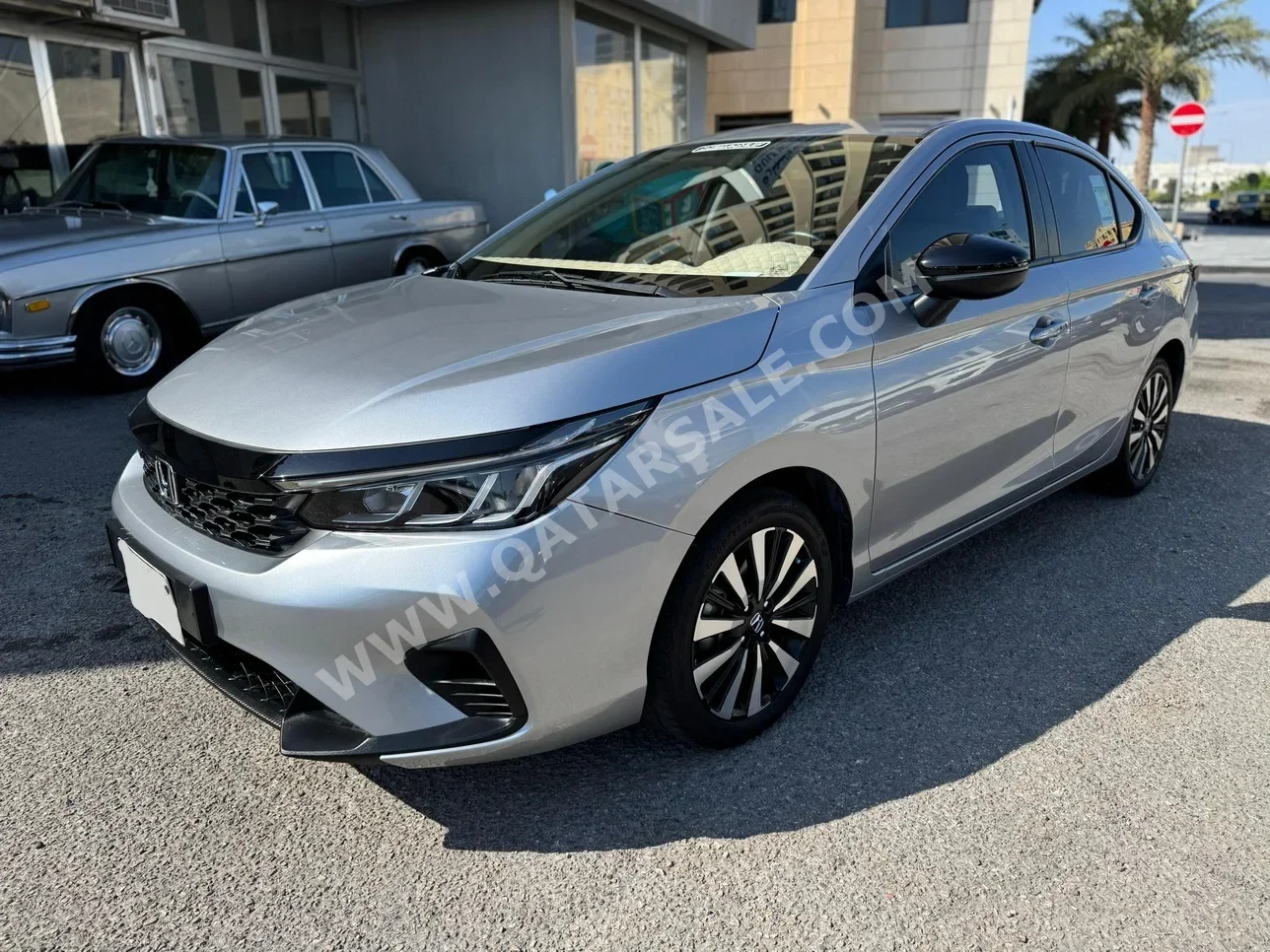 Honda  City  2024  Automatic  75,000 Km  4 Cylinder  Front Wheel Drive (FWD)  Sedan  Silver  With Warranty