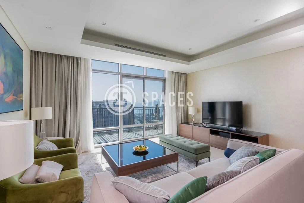 2 Bedrooms  Apartment  For Rent  in Doha -  The Pearl  Fully Furnished