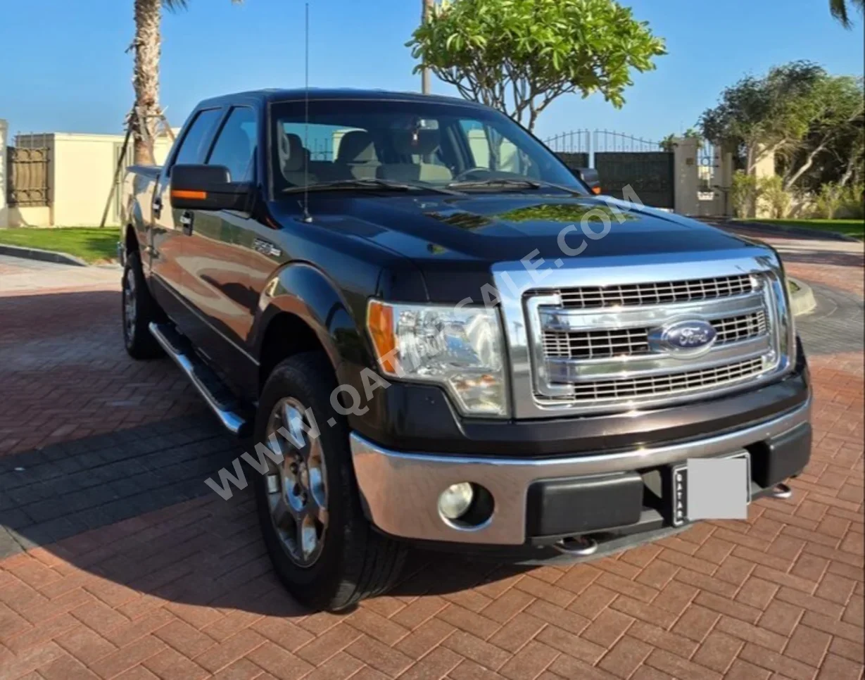 Ford  F  150  2014  Automatic  145,700 Km  8 Cylinder  Four Wheel Drive (4WD)  Pick Up  Dark Brown