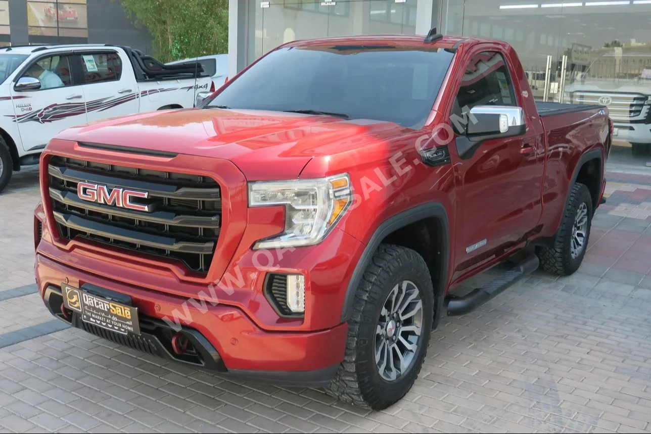 GMC  Sierra  Elevation  2020  Automatic  106,000 Km  8 Cylinder  Four Wheel Drive (4WD)  Pick Up  Red