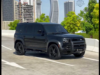 Land Rover  Defender  110 X Dynamic  2022  Automatic  41,000 Km  6 Cylinder  Four Wheel Drive (4WD)  SUV  Black