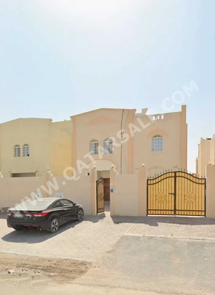 Family Residential  - Not Furnished  - Umm Salal  - Umm Al Amad  - 6 Bedrooms