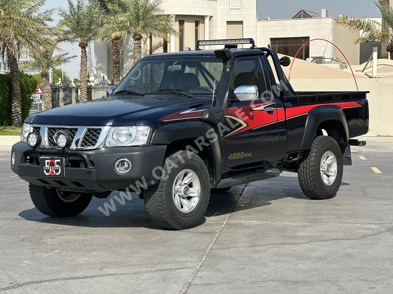 Nissan  Patrol  GL-V  2014  Manual  174٬000 Km  6 Cylinder  Four Wheel Drive (4WD)  Pick Up  Dark Blue