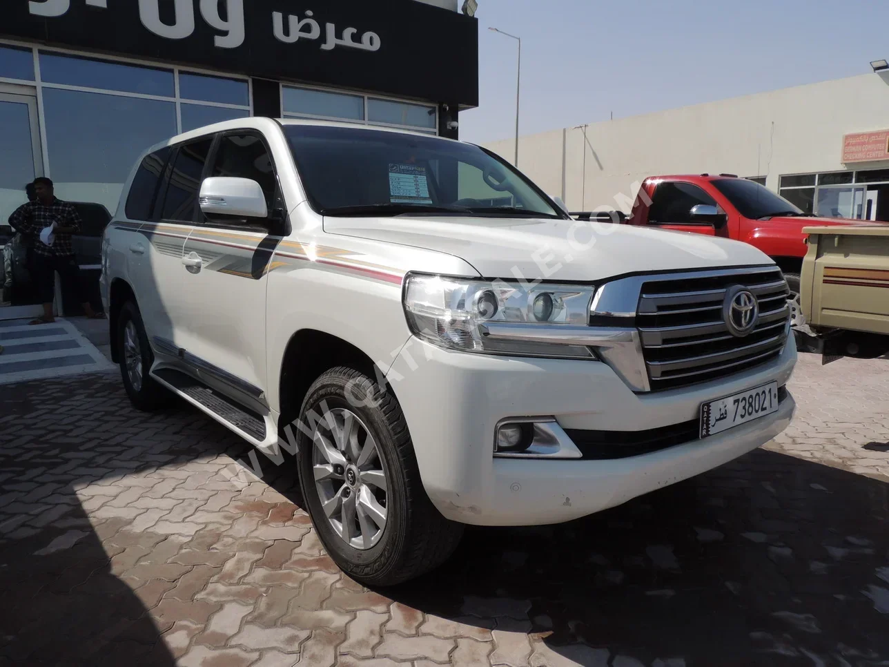 Toyota  Land Cruiser  GXR  2016  Automatic  329,000 Km  6 Cylinder  Four Wheel Drive (4WD)  SUV  White