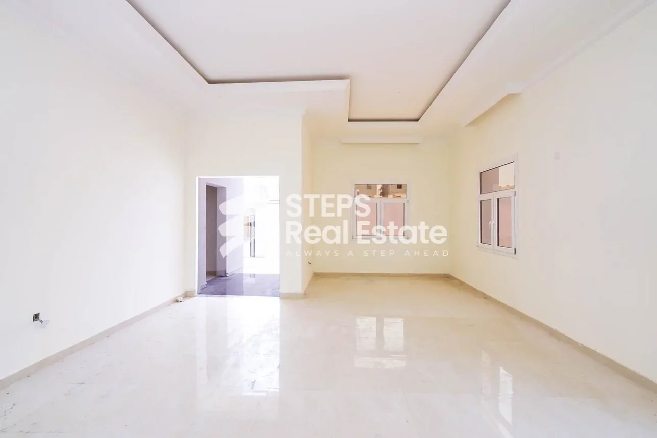 Family Residential  - Not Furnished  - Umm Salal  - Umm Al Amad  - 7 Bedrooms