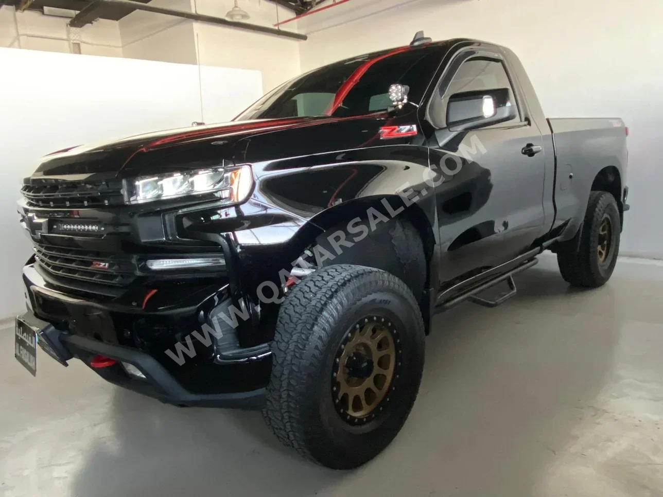 Chevrolet  Silverado  Trail Boss  2019  Automatic  124,000 Km  8 Cylinder  Four Wheel Drive (4WD)  Pick Up  Black