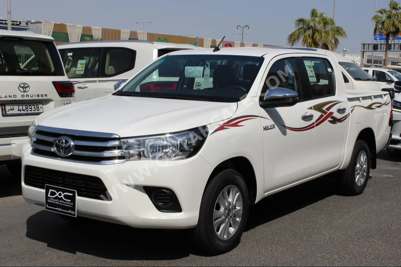 Toyota  Hilux  2025  Automatic  0 Km  4 Cylinder  Rear Wheel Drive (RWD)  Pick Up  White  With Warranty