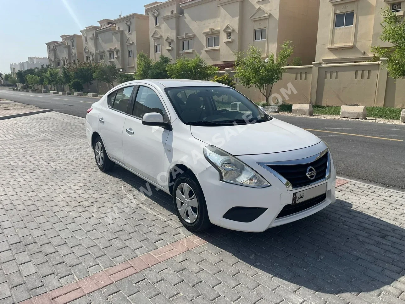 Nissan  Sunny  2020  Automatic  120,000 Km  4 Cylinder  Front Wheel Drive (FWD)  Sedan  White