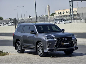 Lexus  LX  570 S  2018  Automatic  118,000 Km  8 Cylinder  Four Wheel Drive (4WD)  SUV  Gray