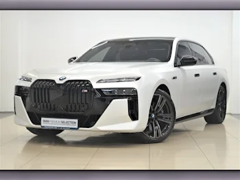 BMW  7-Series  760 Li  2023  Automatic  6,000 Km  8 Cylinder  Rear Wheel Drive (RWD)  Sedan  White  With Warranty