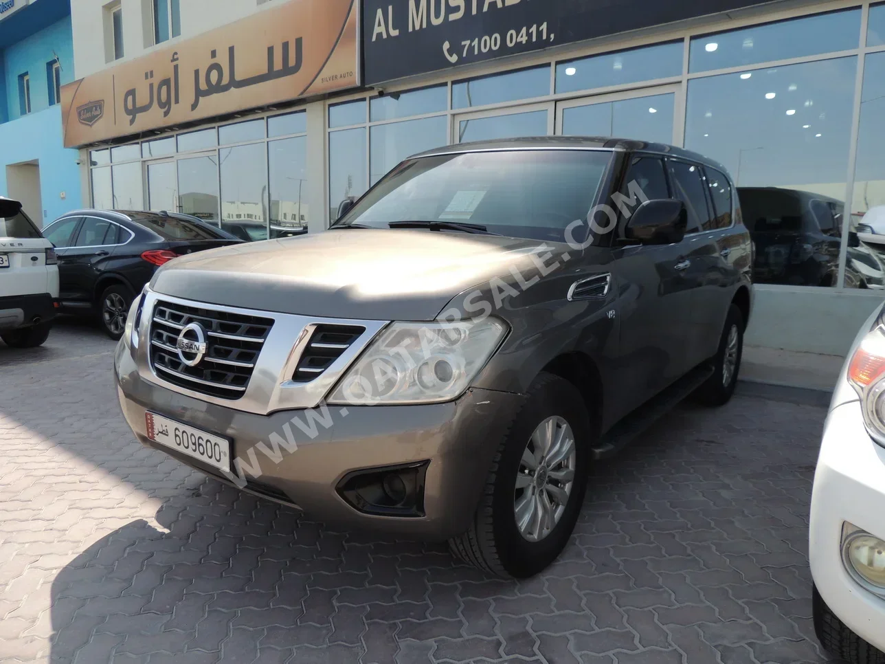 Nissan  Patrol  2016  Automatic  246,000 Km  6 Cylinder  Four Wheel Drive (4WD)  SUV  Gray