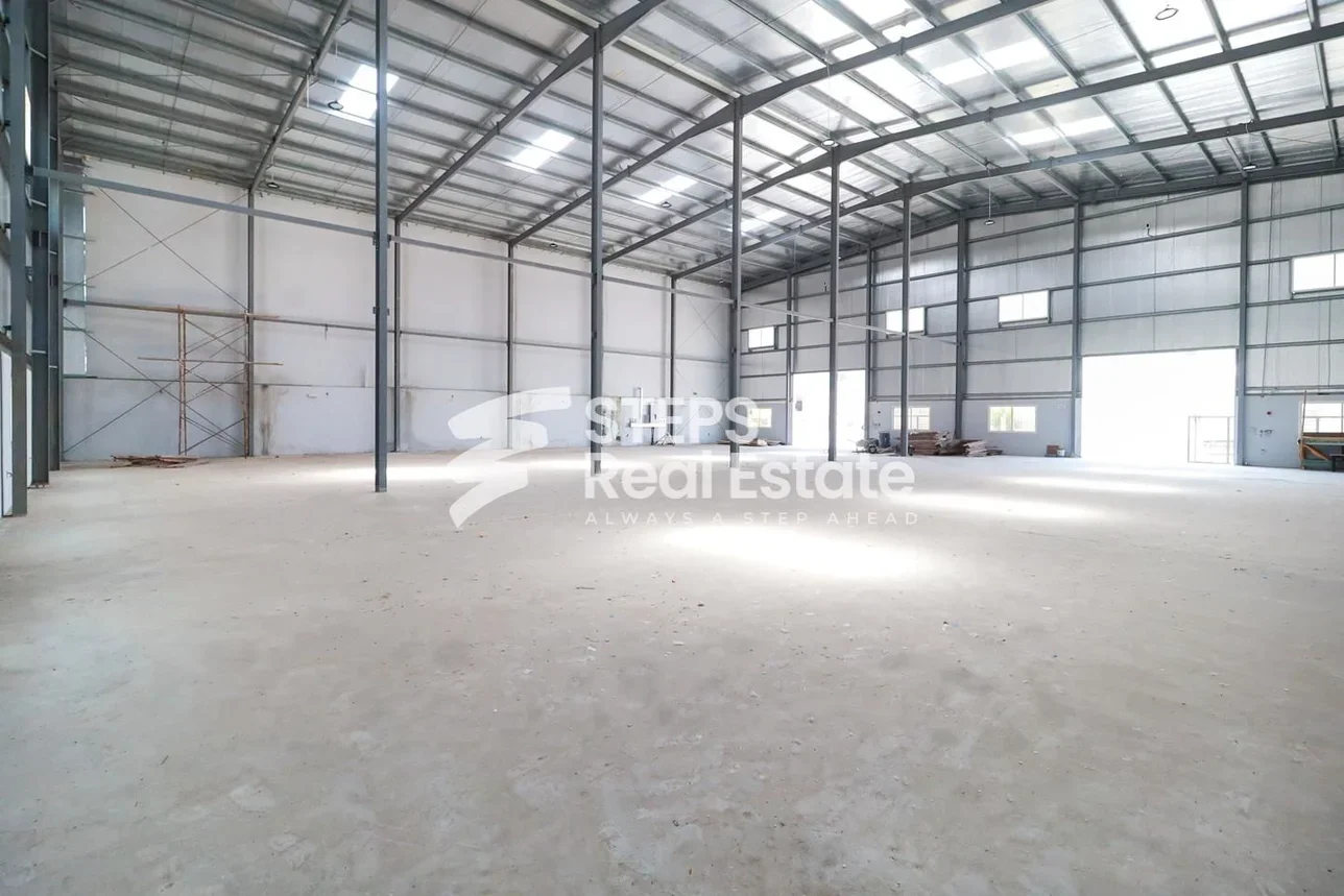 Warehouses & Stores - Al Wakrah  - Barkit Al Awamer  -Area Size: 2000 Square Meter