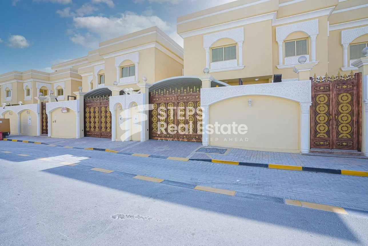 Family Residential  - Not Furnished  - Doha  - Al Thumama  - 7 Bedrooms