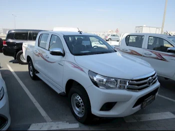 Toyota  Hilux  2025  Automatic  0 Km  4 Cylinder  Four Wheel Drive (4WD)  Pick Up  White  With Warranty