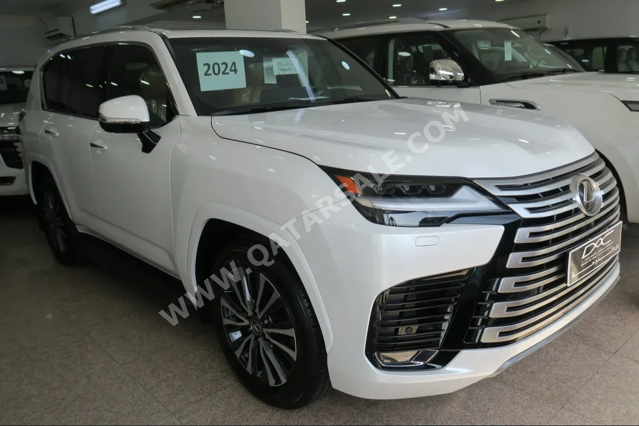 Lexus  LX  600 Luxury  2024  Automatic  0 Km  6 Cylinder  Four Wheel Drive (4WD)  SUV  White  With Warranty