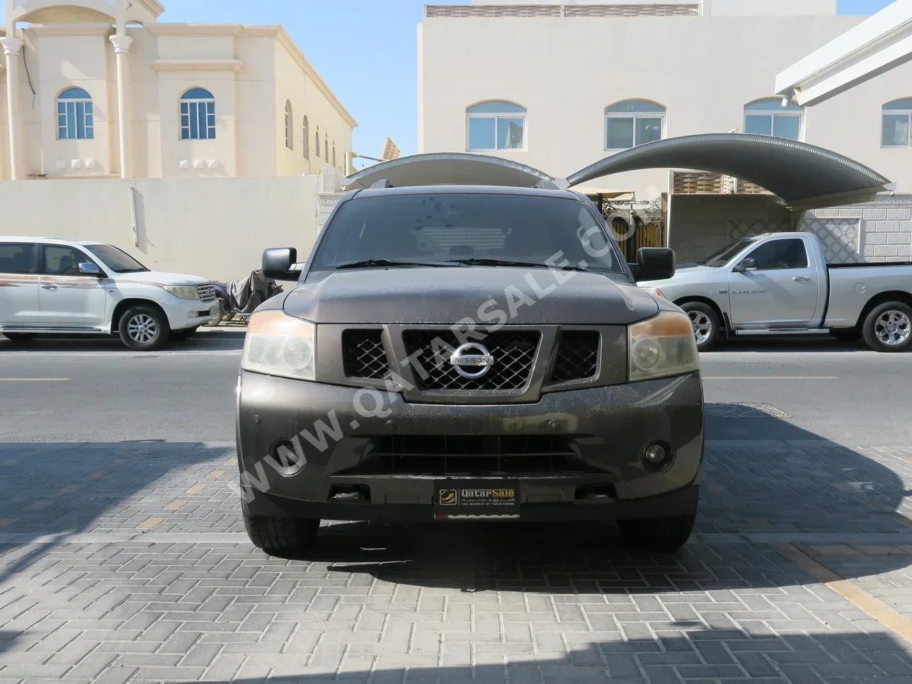 Nissan  Armada  2013  Automatic  193,000 Km  8 Cylinder  Four Wheel Drive (4WD)  SUV  Brown