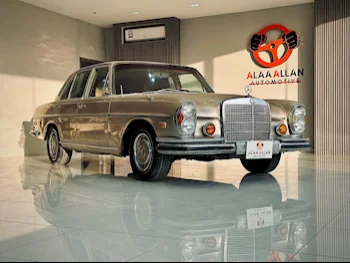 Mercedes-Benz  S-Class  280  1971  Manual  58,000 Km  6 Cylinder  Rear Wheel Drive (RWD)  Sedan  Gold